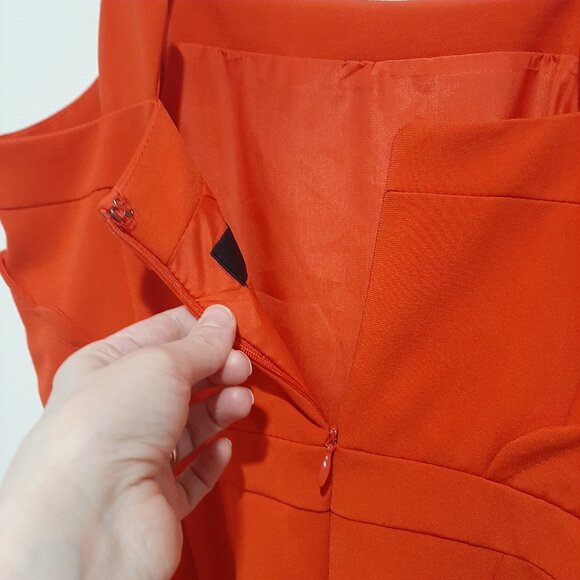 Adelyn Rae Lenora scalloped minimalist normcore date night romper - Picture 10 of 13